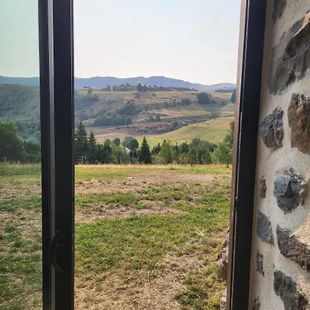 La Grange D'olivier * Le Claux